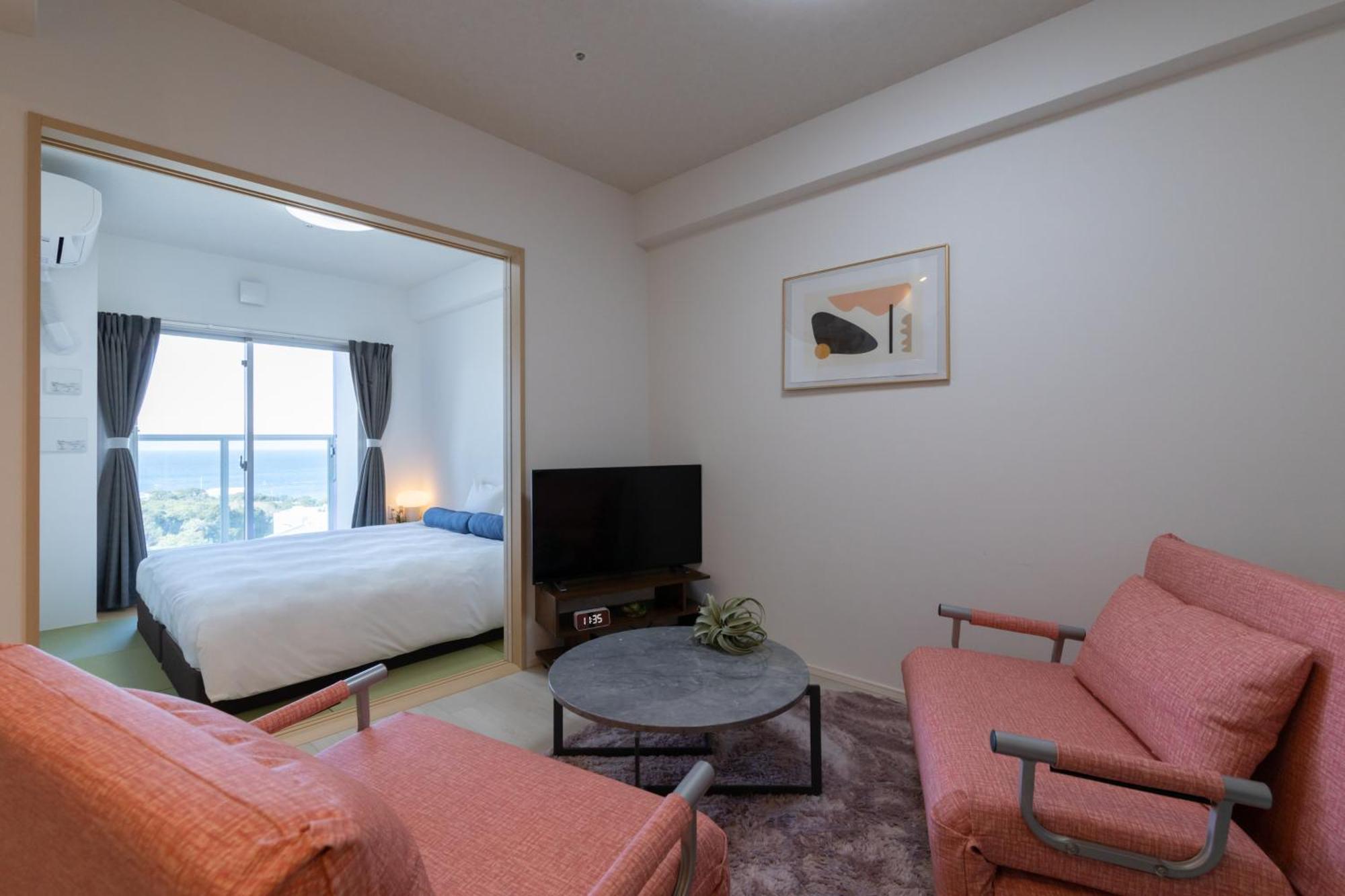 Aparthotel クリスタルエグゼ南紀白浜2 Širahama Pokoj fotografie